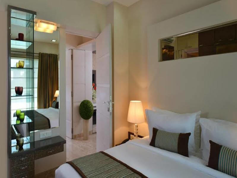 Residency Sarovar Portico Мумбаи Экстерьер фото